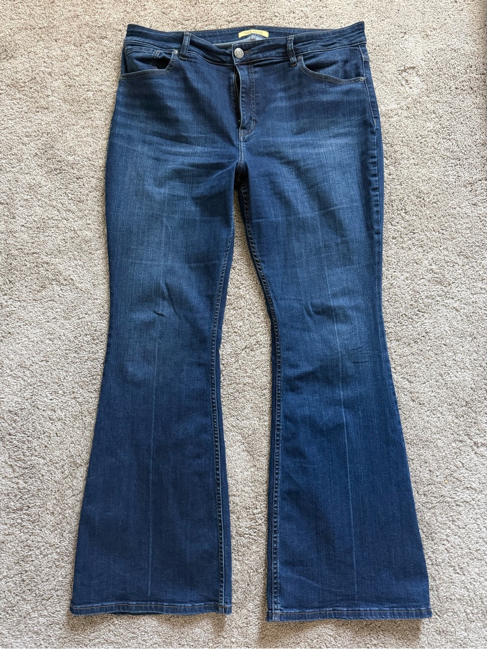Shyanne Luna Flare Jeans Sz 34x34